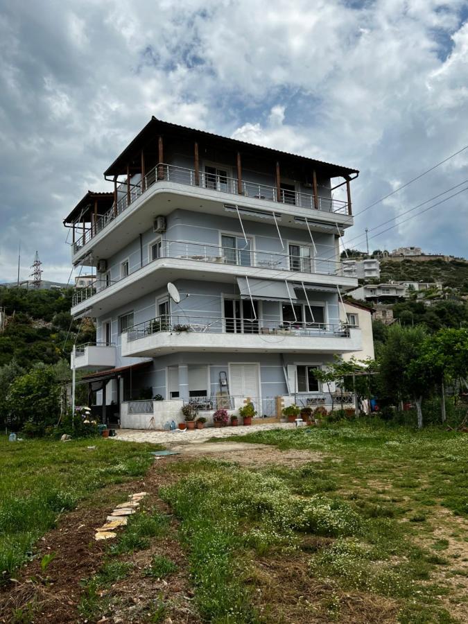 Ilias Family Rooms Himare Eksteriør bilde
